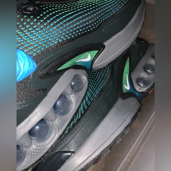 Nike Men’s Air Max DN ES - “Black/Dusty Cactus” - Size 10.5 - New-HV5235-001 - Picture 7 of 12